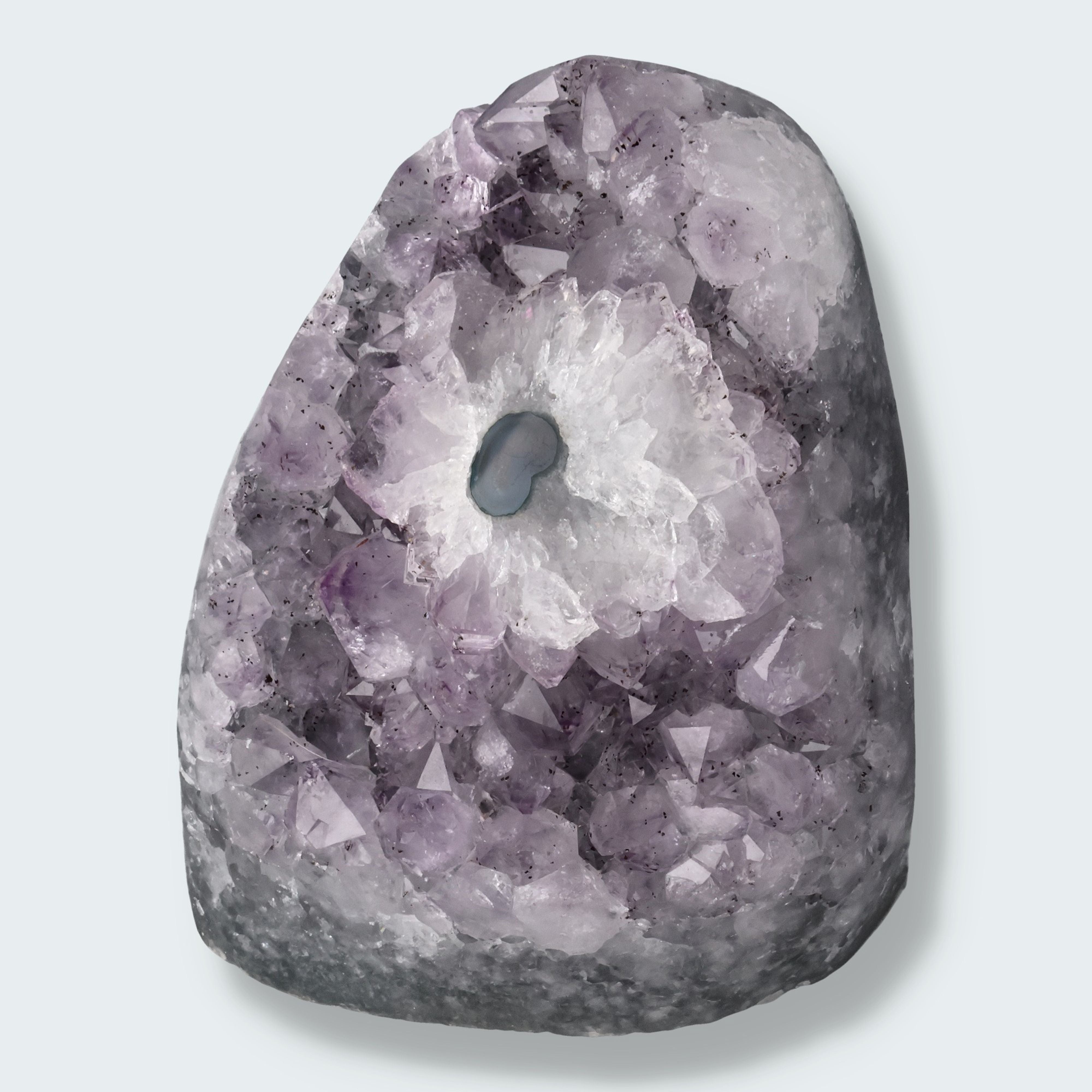 Achatisierter Amethyst Druse aus Uruguay (678g) – Ansicht 2
