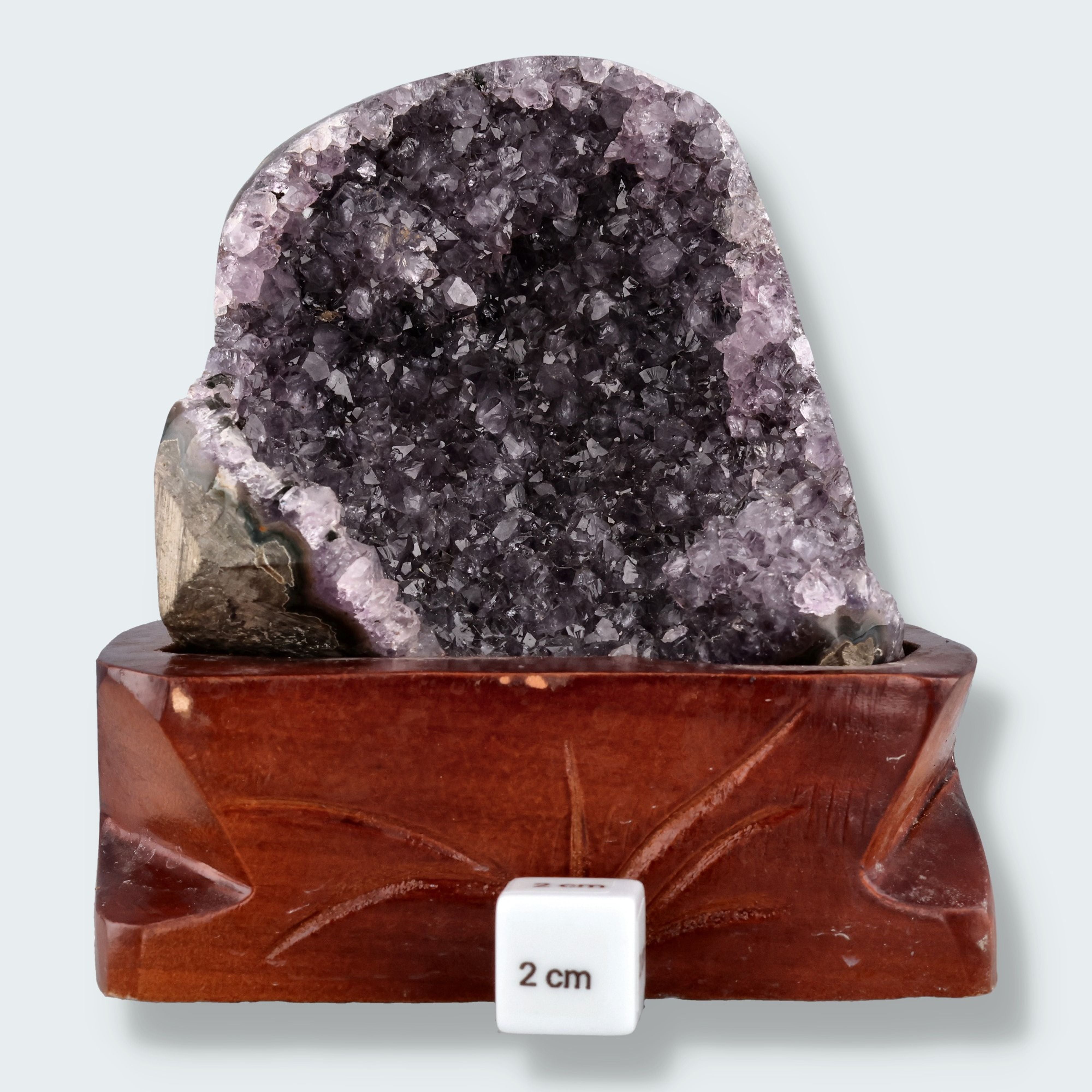 Amethyst Druse auf Holzständer (1292g) – Ansicht 2