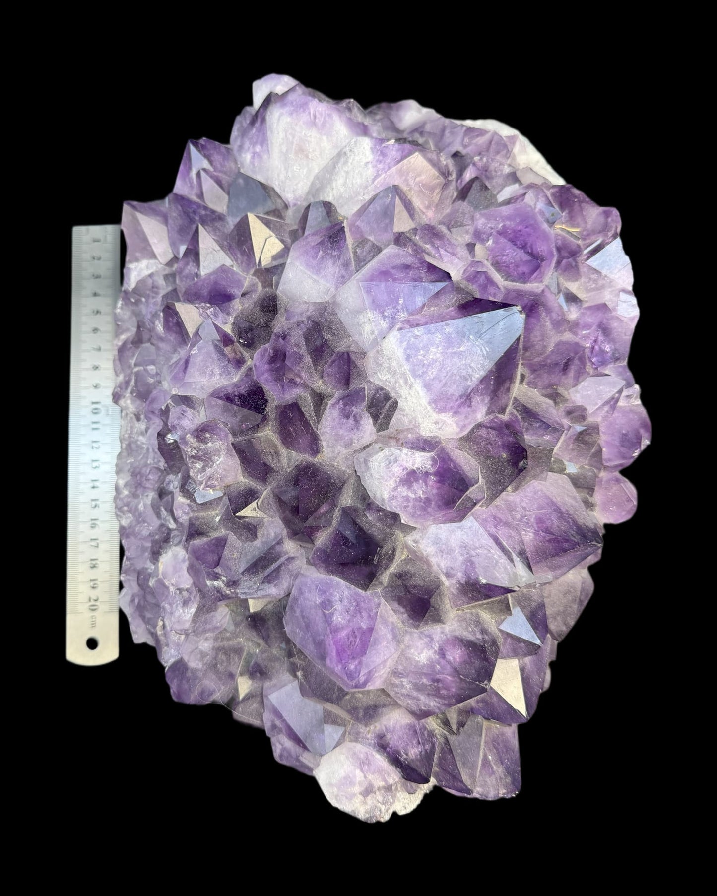 amethyst grossstufe aus Brasilien 9507g