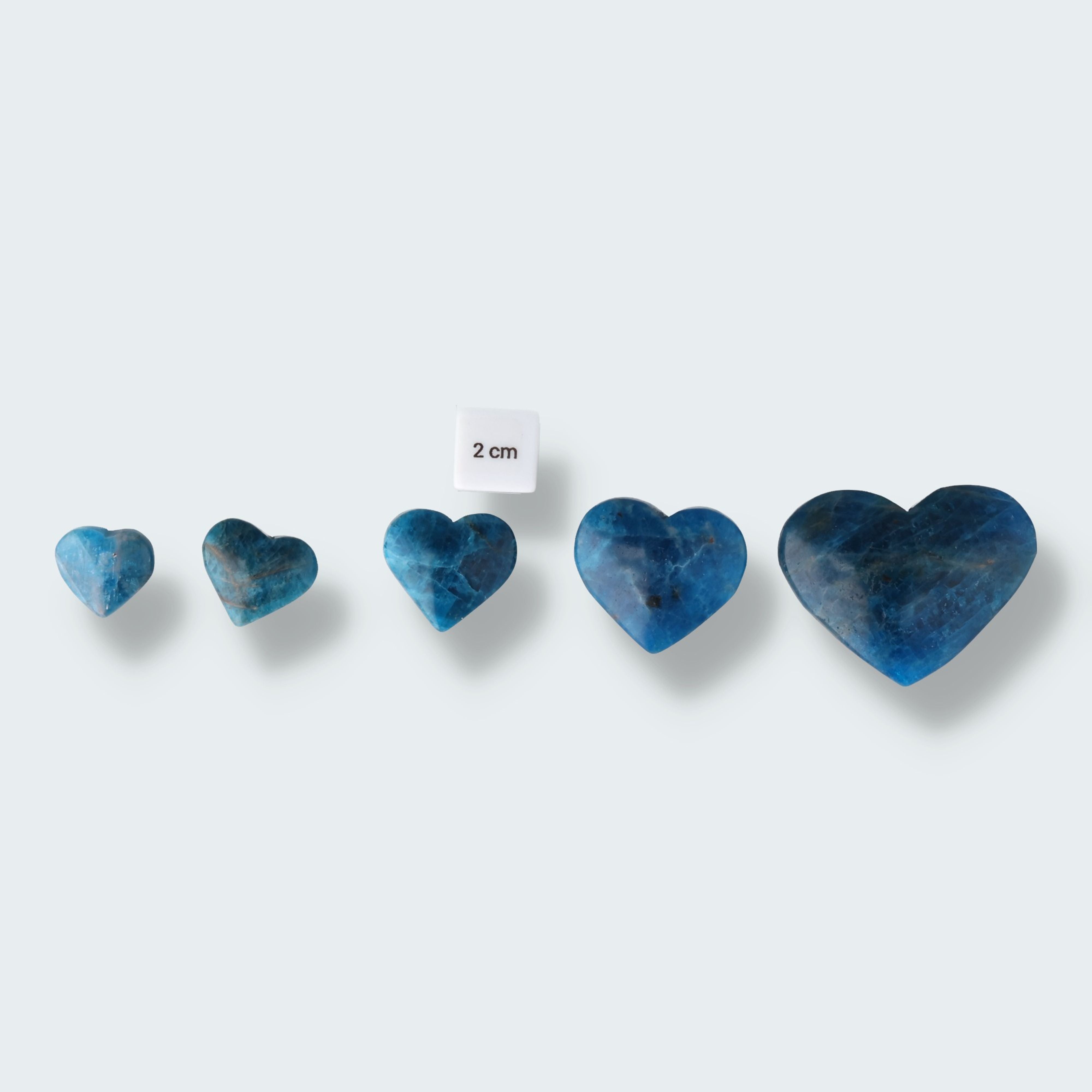 blaue mini Apatit Herzen – Ansicht 2