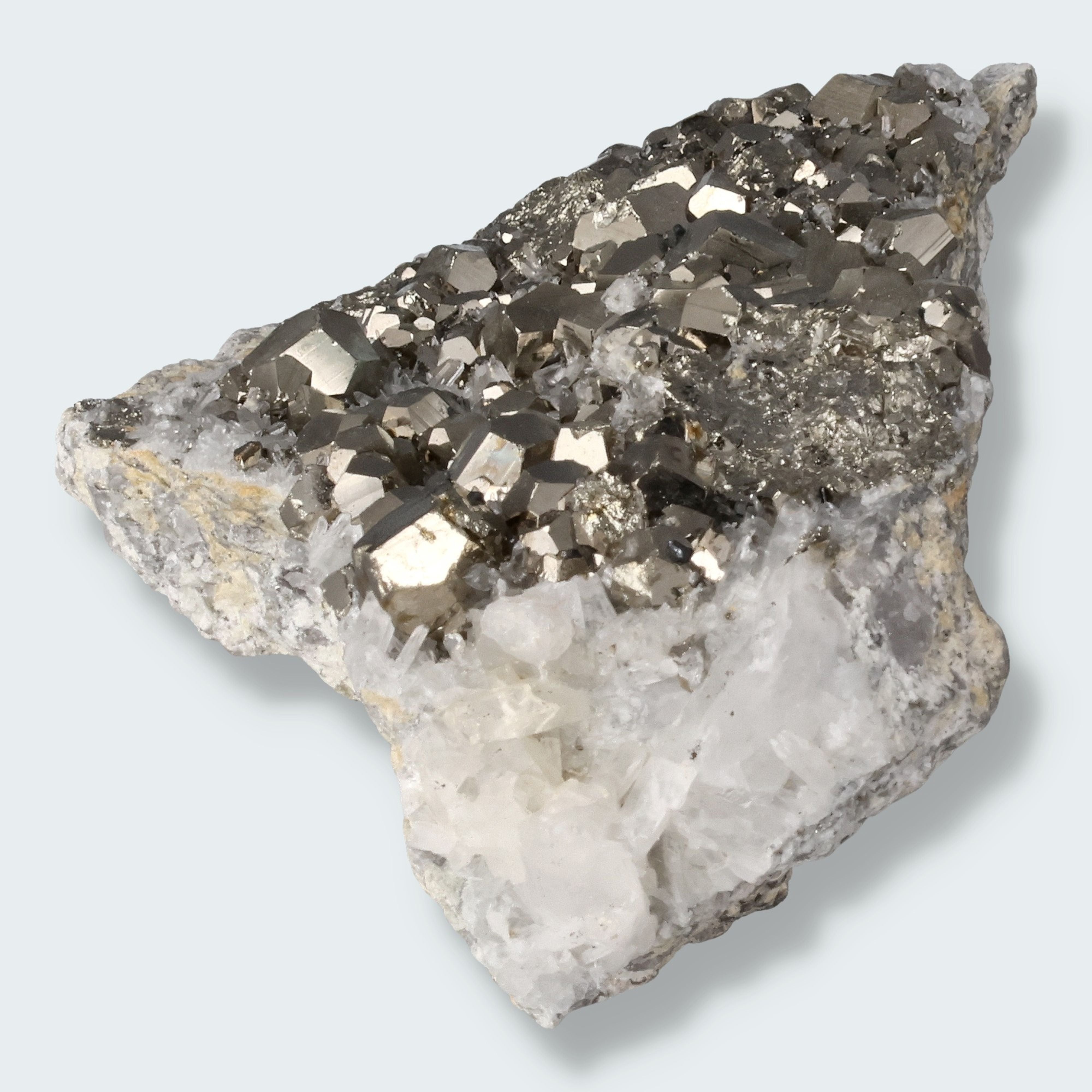 Pyrit an Bergkristall aus Indonesien (467g) – Ansicht 3