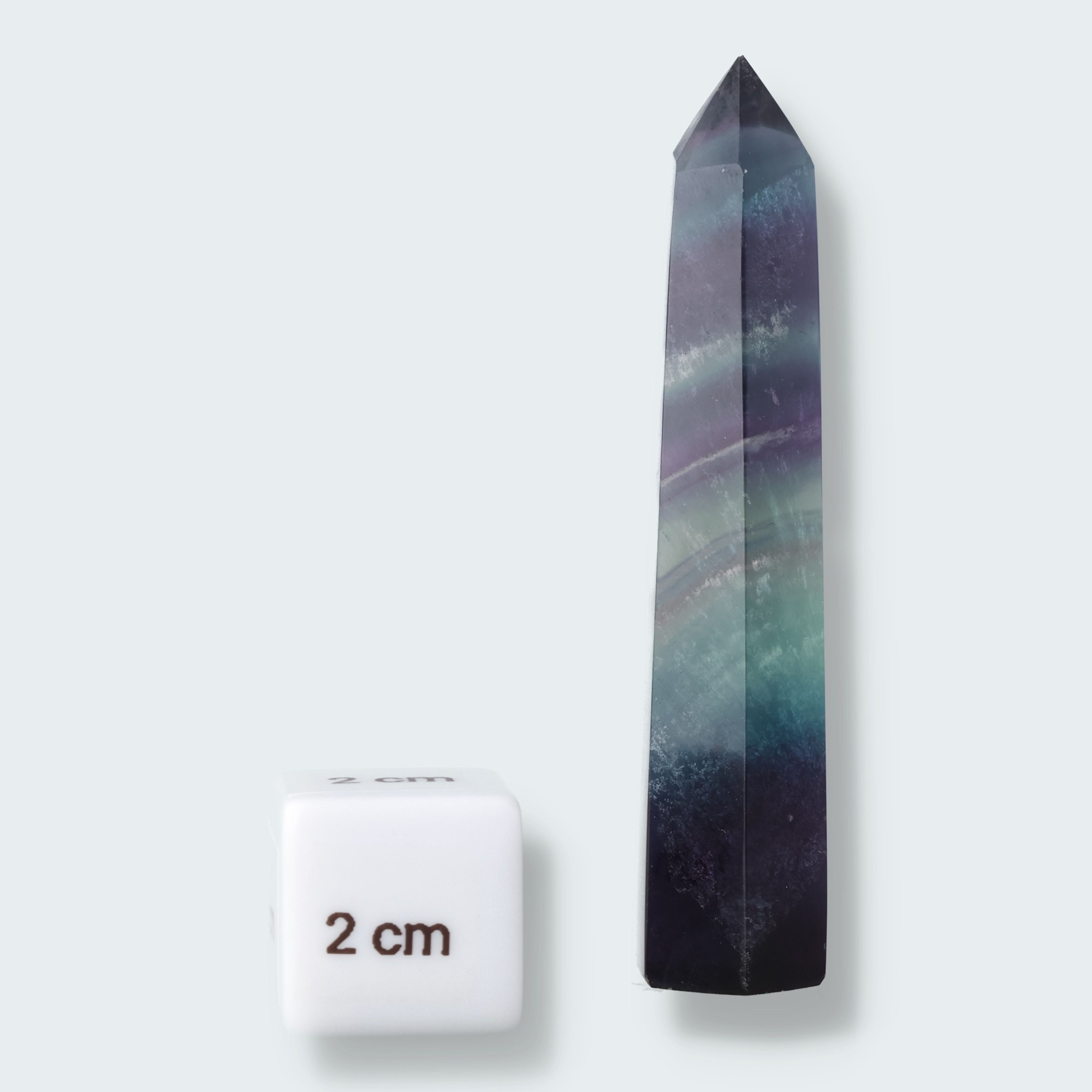 Regenbogen Fluorit Mini Obelisk (ca. 7 cm) – Ansicht 2