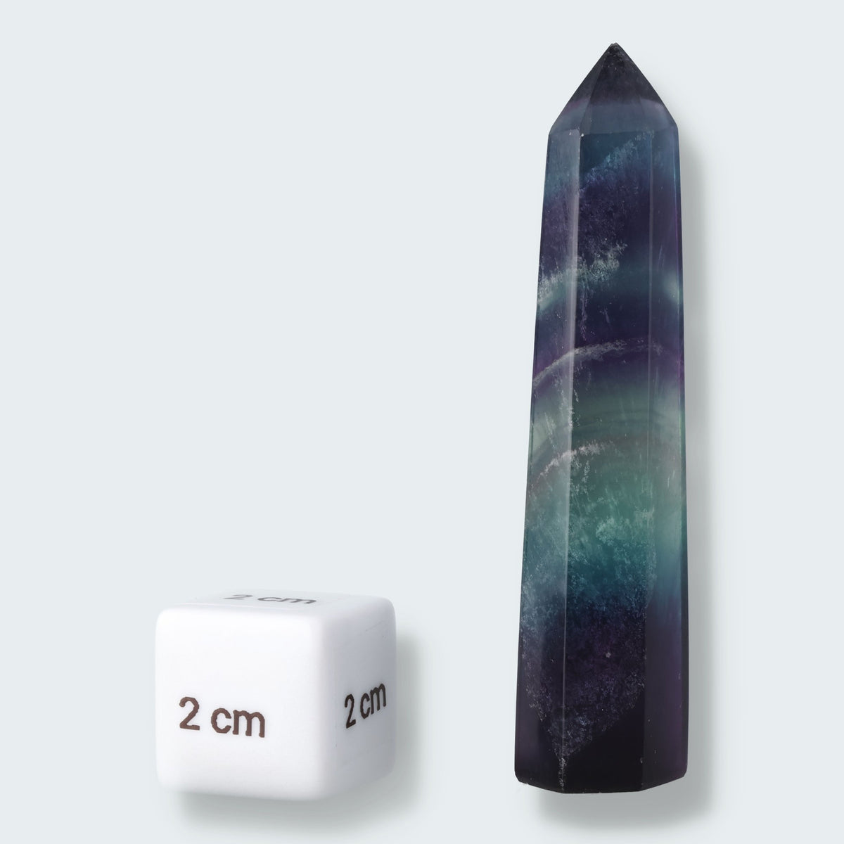 Regenbogen Fluorit Mini Obelisk (ca. 7 cm) – Ansicht 3
