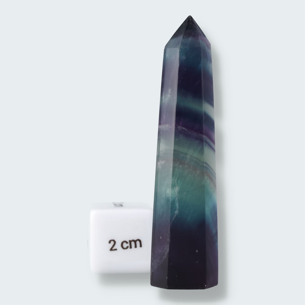 Regenbogen Fluorit Mini Obelisk (ca. 7 cm) – Ansicht 4