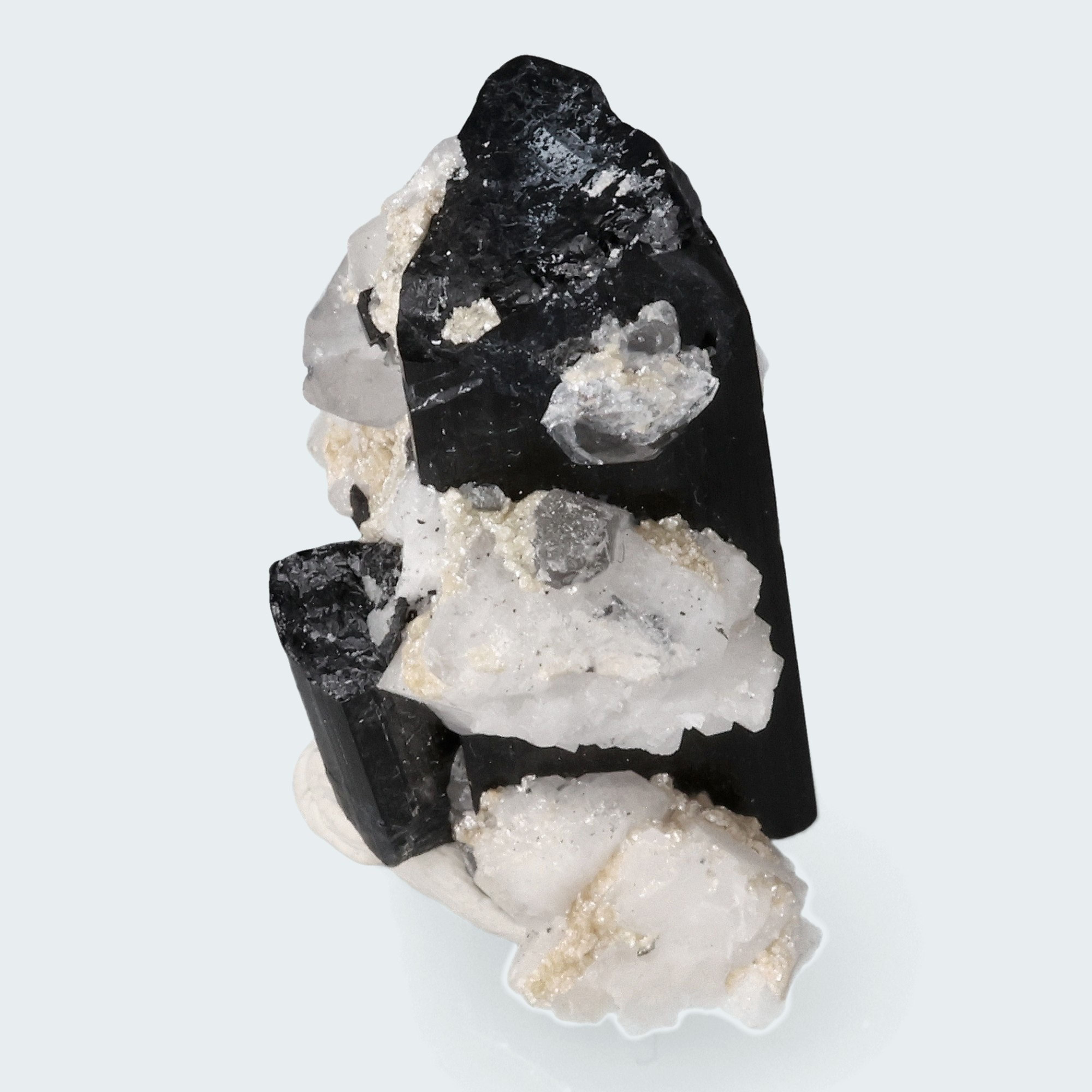 Schwarzer Schörl Turmalin an Himalaya Bergkristall (17g) – Ansicht 2