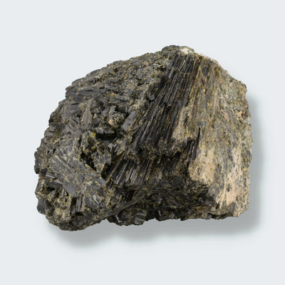 Grüner Turmalin aus Madagaskar (2028g)