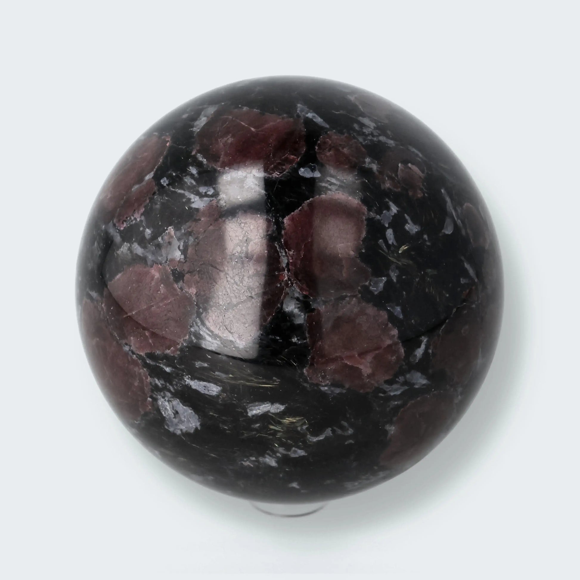 Granat Kugel mit Astrophyllit