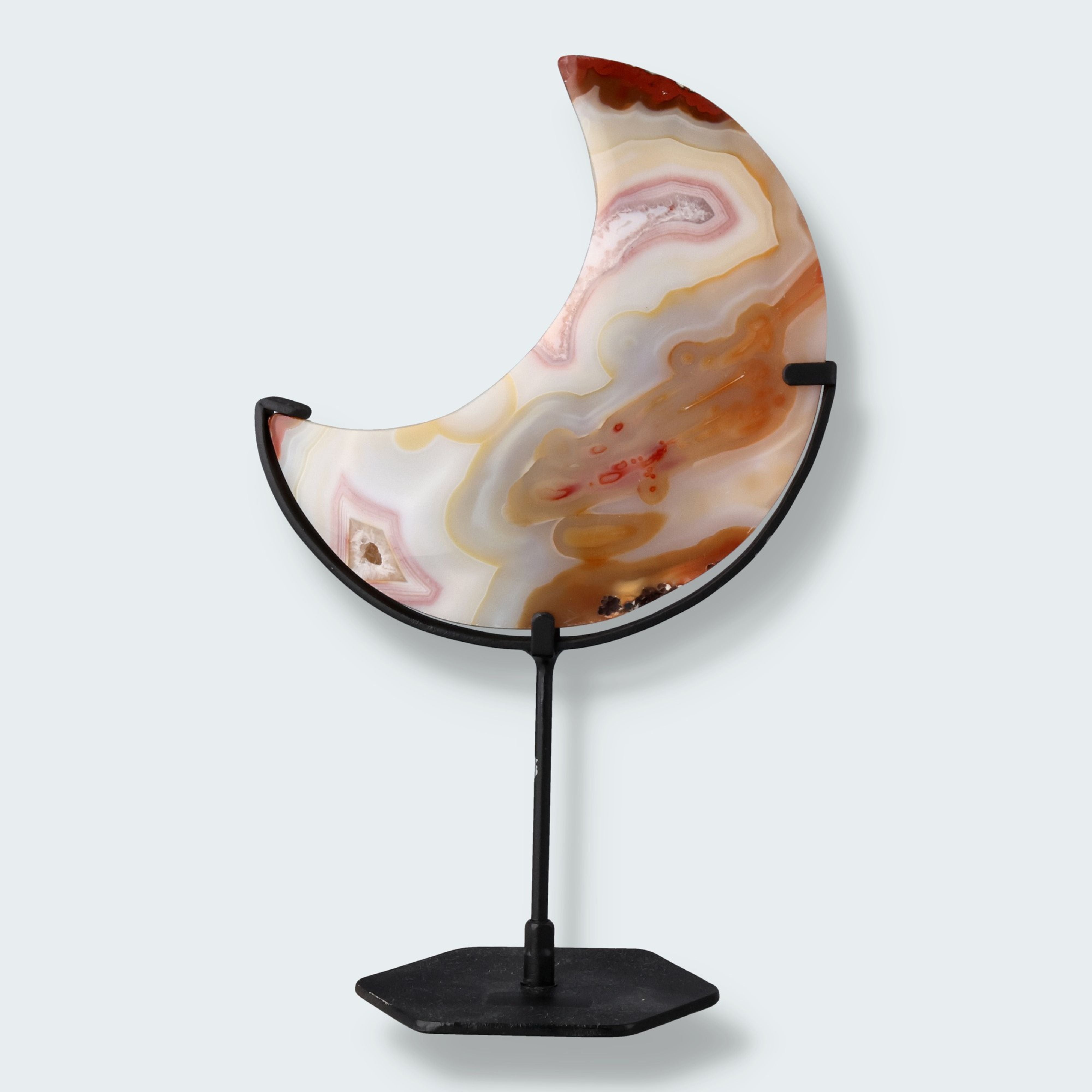 Mond auf schwarzem Standfuss aus Karneol Achat