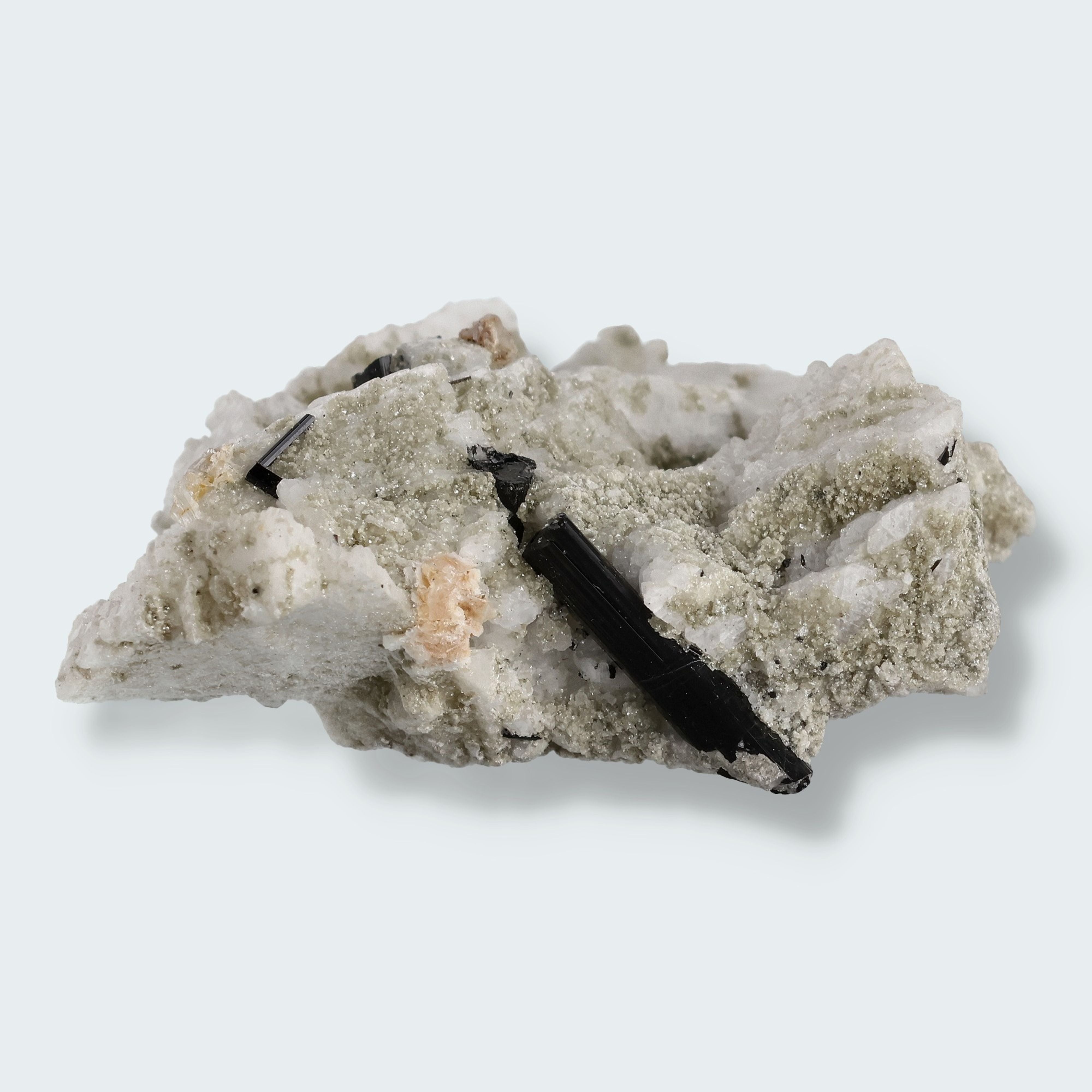 Schwarzer Schörl Turmalin an Feldspat (45,9g)