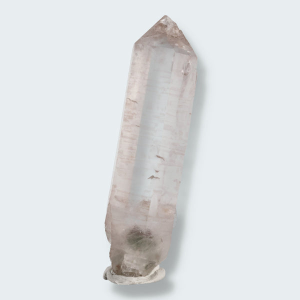 Pointe de cristal de roche avec fantôme (153g) 