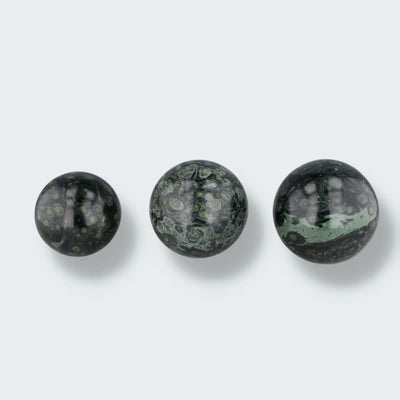 Kambaba Jaspis Kugeln aus Madargaskar