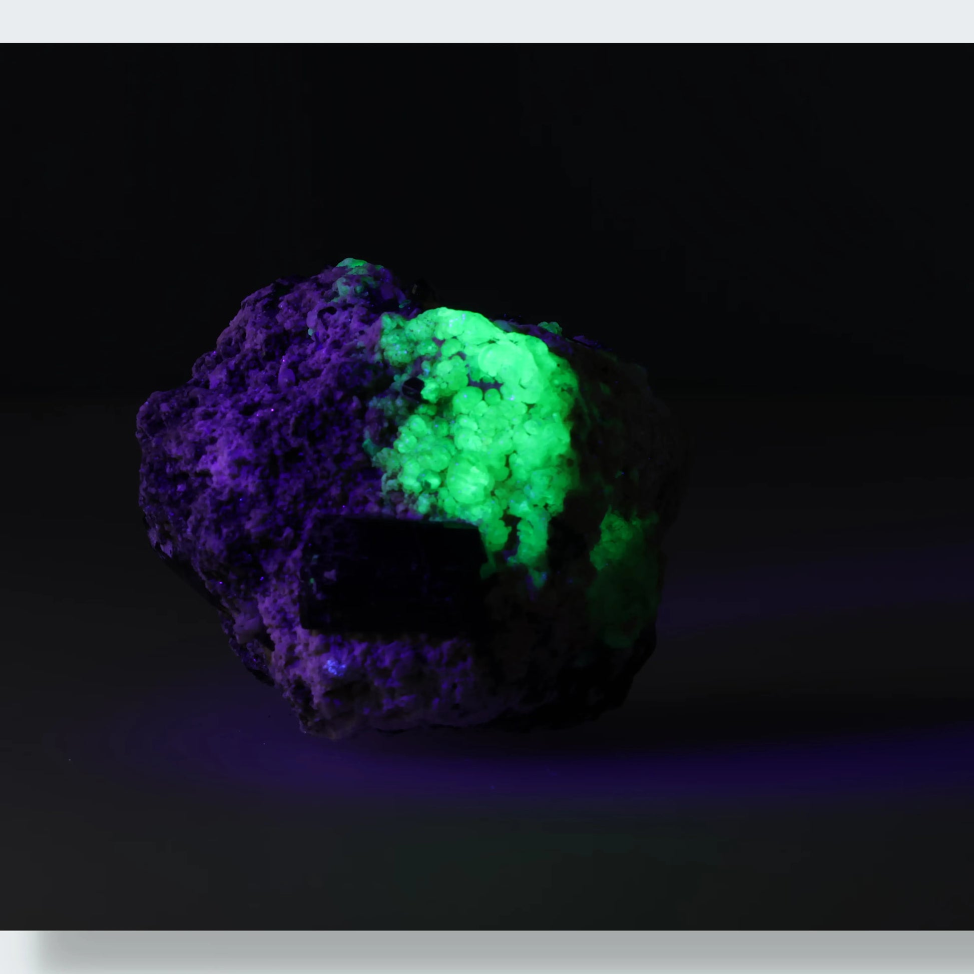 Hyalith  (UV Reaktiv) und Schörl Turmalin aus Namibia (164g)