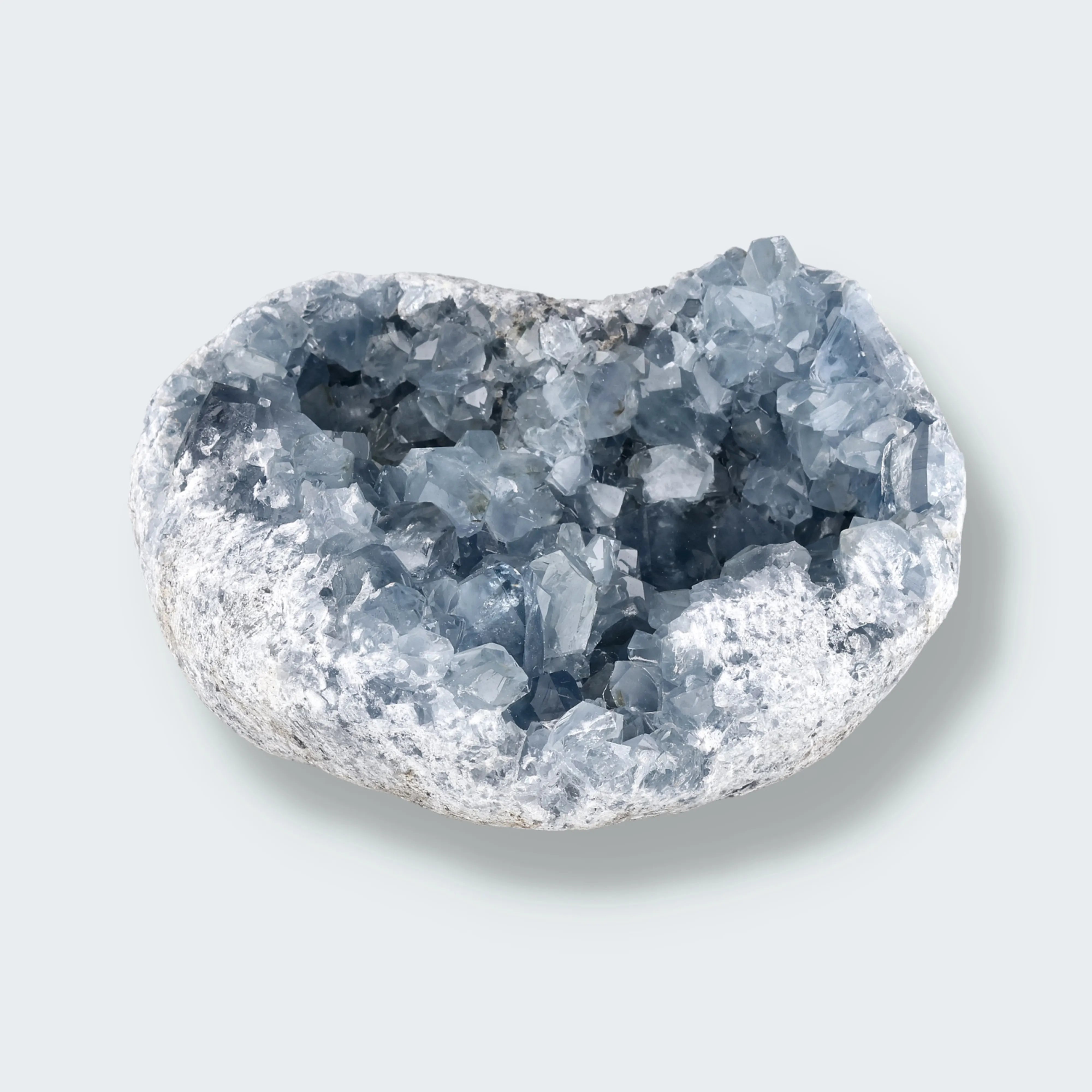 Celestin Geode in Herzform aus Madagaskar (2620g)