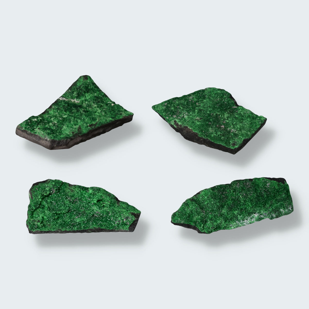Uwarowit aus Ural, Russland, Stufe 4,0 × 4,0 × 0,5 cm