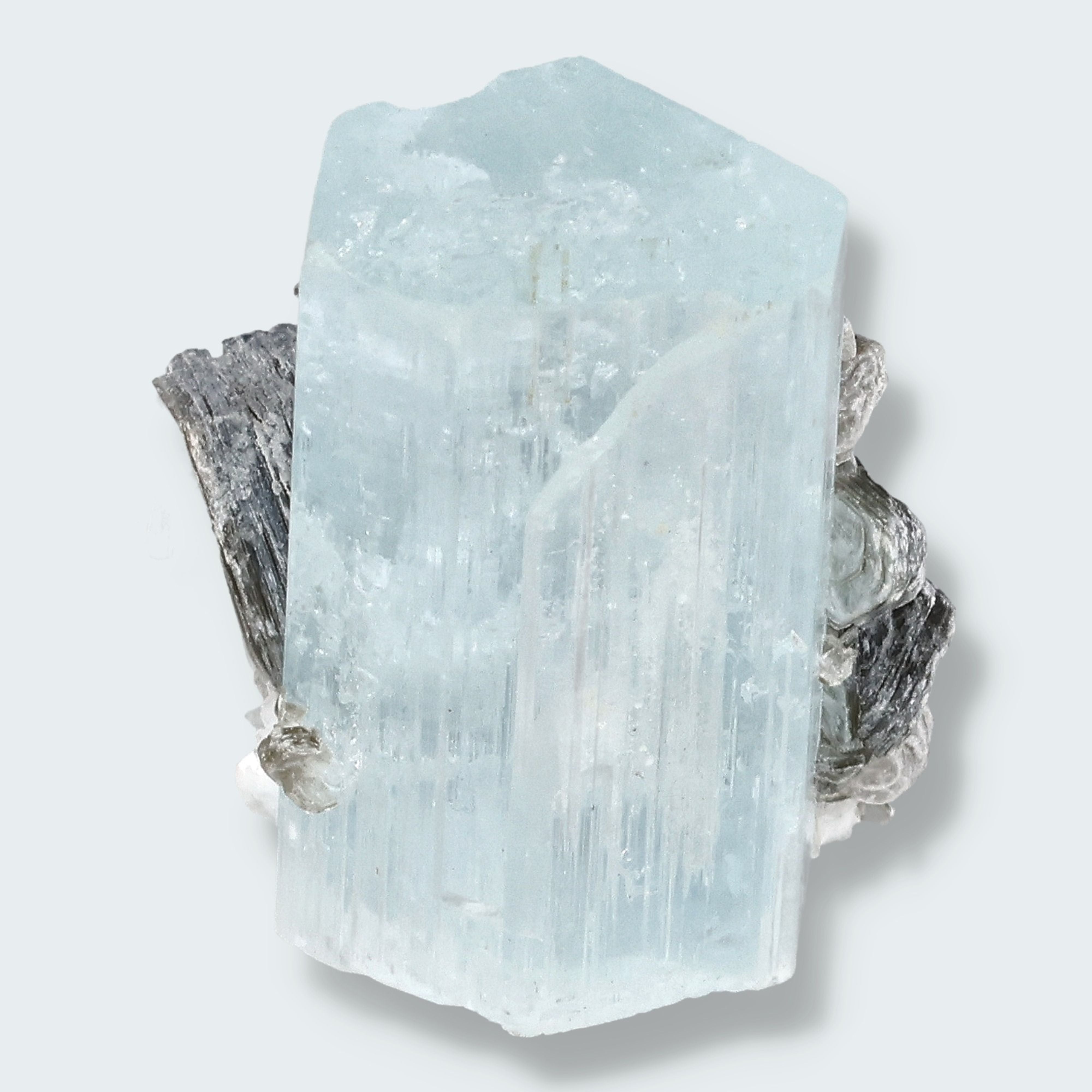 Aquamarin Stufe an Matrix und Quarz aus Pakistan (10g)